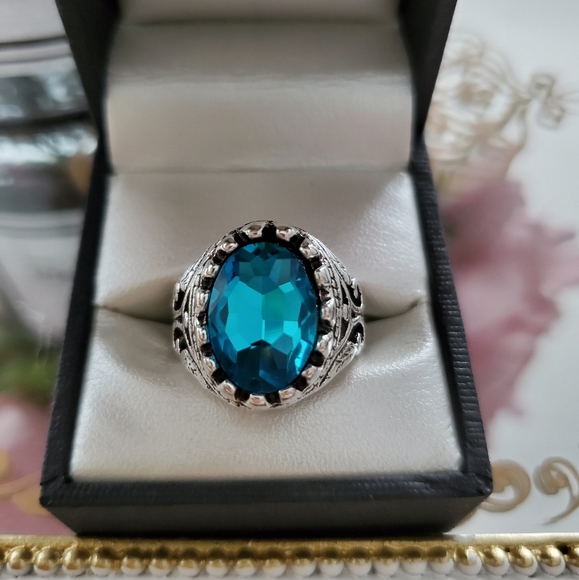 💎Gorgeous crystal sky blue gemstone ring - Picture 2 of 5